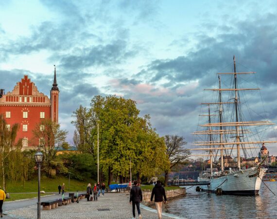 İsveç'te İş Kurmak, İsveççe yeminli tercüme, İsveç